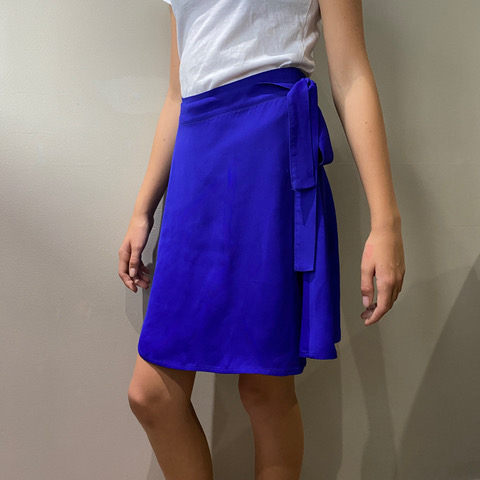 Teen Sewing - wrap skirt side view