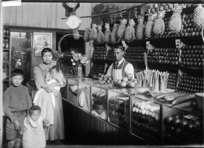 Ponsonby Rd Food History - W Chong Greengrocers